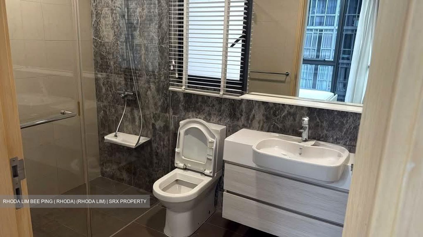 The Luxurie (D19), Condominium #559770651